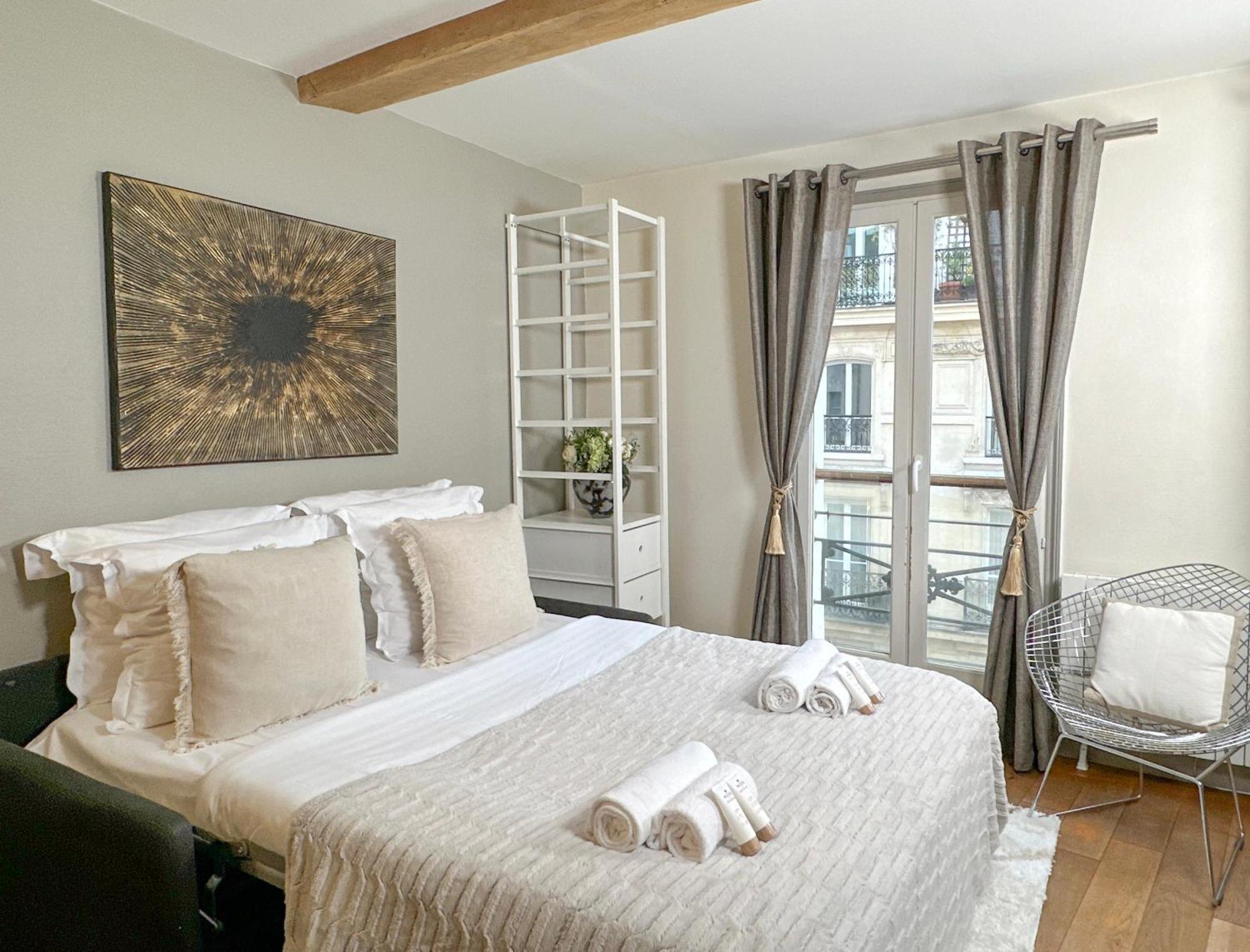 St Michel Apartment Paris Exterior photo