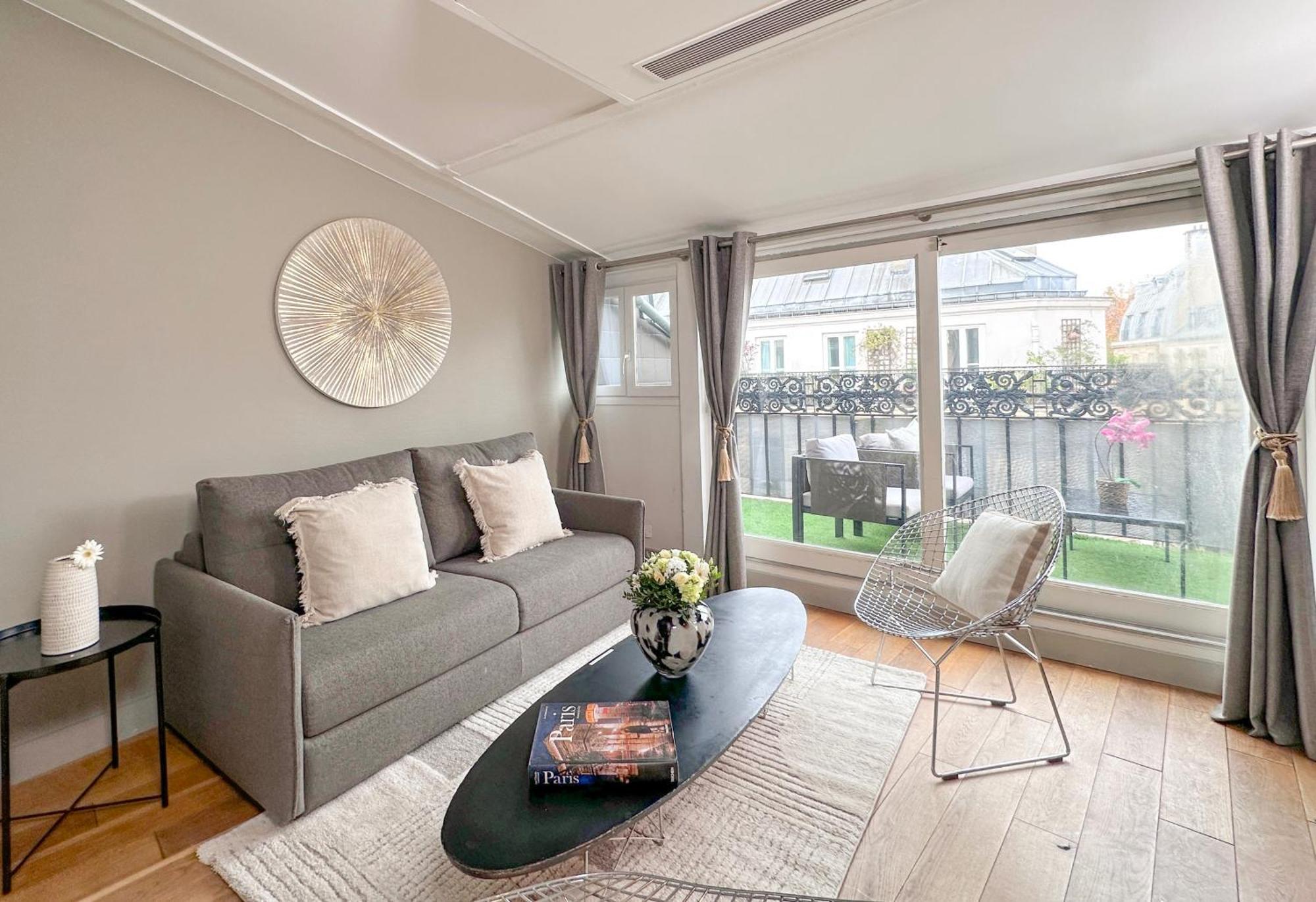 St Michel Apartment Paris Exterior photo
